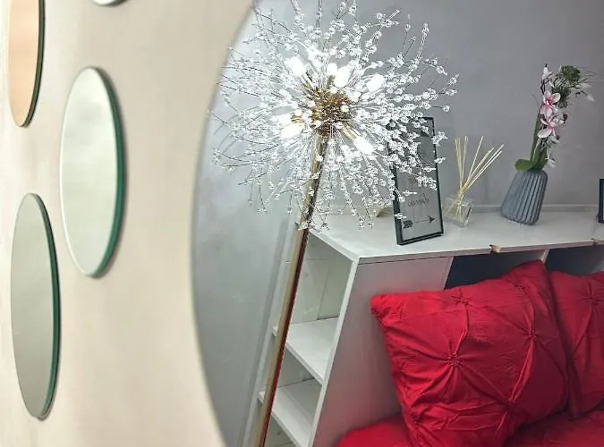 Red Corner * كلوج-نابوكا